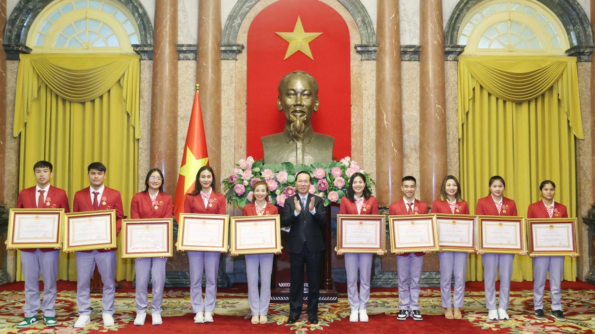chủ tịch nước trao huân chương cho các vĐv, hlv tiêu biểu tại sea games 32 hình ảnh 5 Chủ tịch nước trao huân chương cho các VĐV, HLV tiêu biểu tại SEA Games 32