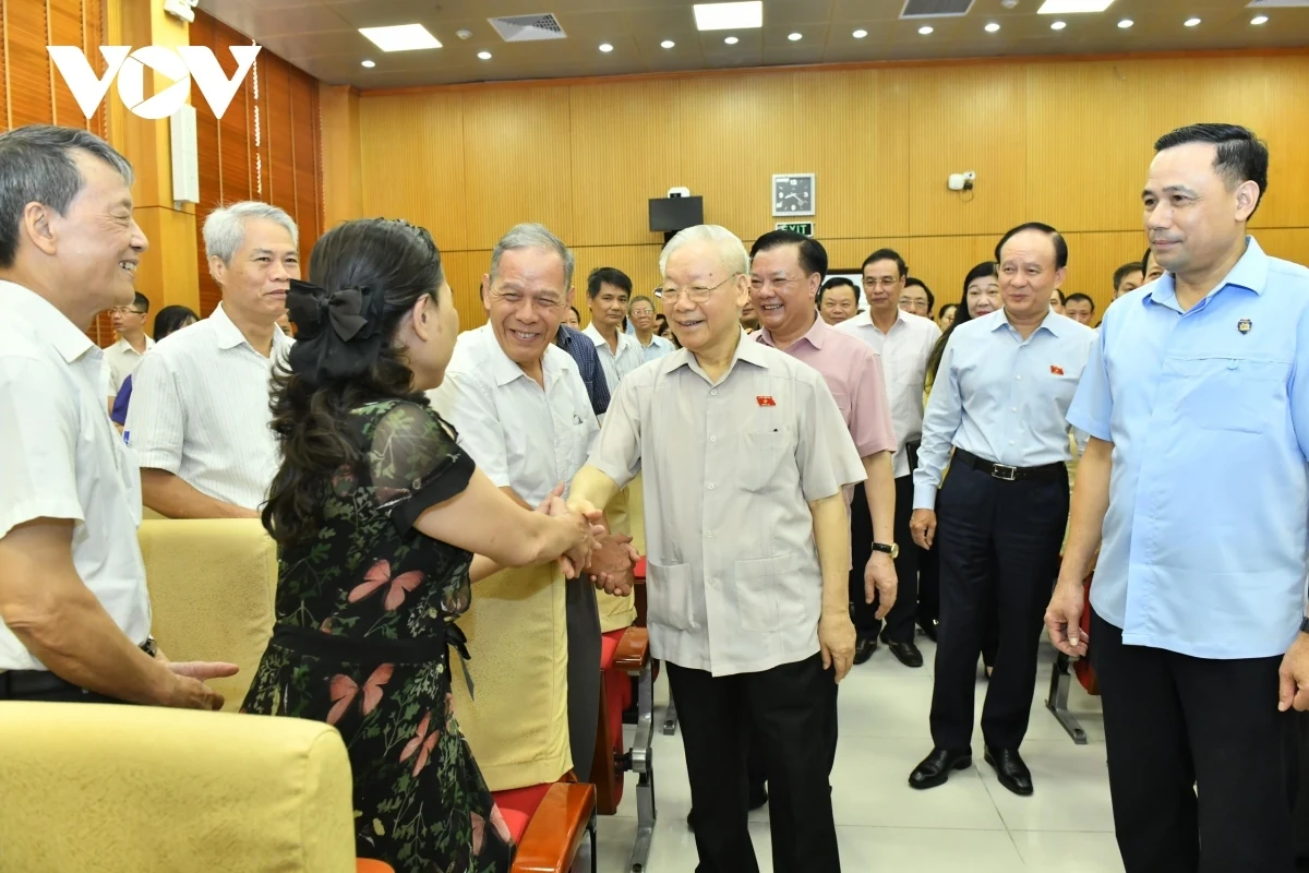 xúc động hình ảnh tổng bí thư nguyễn phú trọng với đồng bào, chiến sĩ cả nước hình ảnh 4 Xúc động hình ảnh Tổng Bí thư Nguyễn Phú Trọng với đồng bào, chiến sĩ cả nước