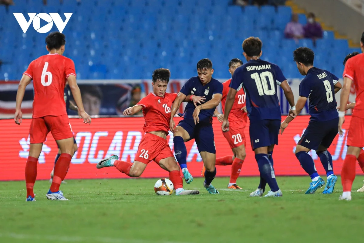 dư âm trận Đt việt nam 1-2 Đt thái lan vui ít, lo nhiều hình ảnh 2 Dư âm trận ĐT Việt Nam 1-2 ĐT Thái Lan: Vui ít, lo nhiều