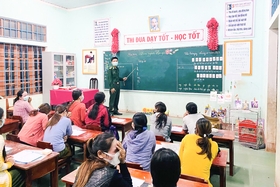 Con chữ nghĩa tình nơi rẻo cao