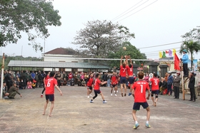 Sôi nổi hoạt động thể thao mừng Đảng, mừng xuân