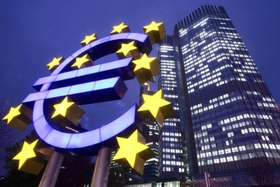 EU thoát suy thoái, nâng dự báo tăng trưởng kinh tế 2023