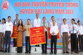 Hội đua thuyền truyền thống huyện Hải Lăng năm 2023