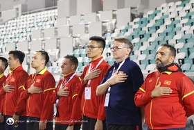 HLV Troussier: ‘U23 Việt Nam không đáng thua như thế này’