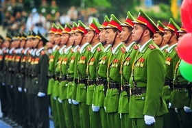 Tăng tuổi hưu của Công an nhân dân từ ngày 15/8/2023