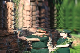 Đối thoại cùng di tích