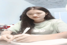 Chông chênh đường đến giảng đường