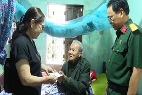 Nữ cựu chiến binh làm kinh tế giỏi, giàu lòng nhân ái