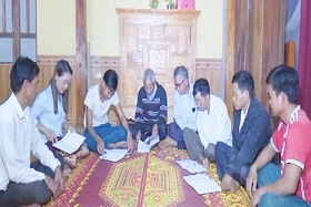 Người mang mùa xuân về với bản làng