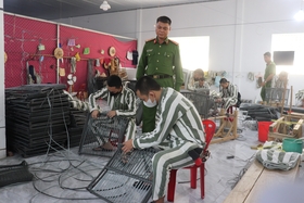 Mong ngày “trở về”