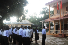 Chế độ, chính sách đối với trường hợp không tái cử, tái bổ nhiệm và cán bộ thôi việc, nghỉ hưu theo nguyện vọng