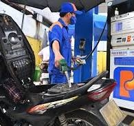Giá xăng, dầu tiếp tục giảm sâu