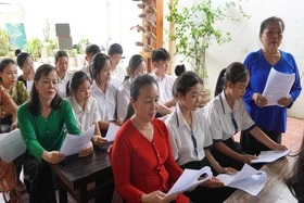 Nghỉ hè cùng... hò khoan