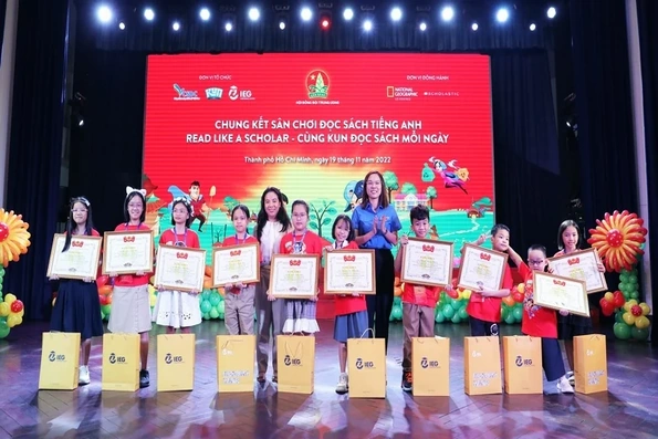 Em Lê Ngọc Minh đoạt giải Nhì sân chơi đọc sách tiếng Anh