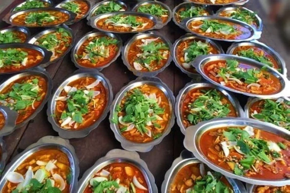 Cần quản lý chặt chẽ dịch vụ nấu ăn lưu động