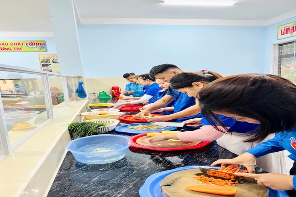 Khi người trẻ “mắc kẹt” trong giấc mơ sống ảo