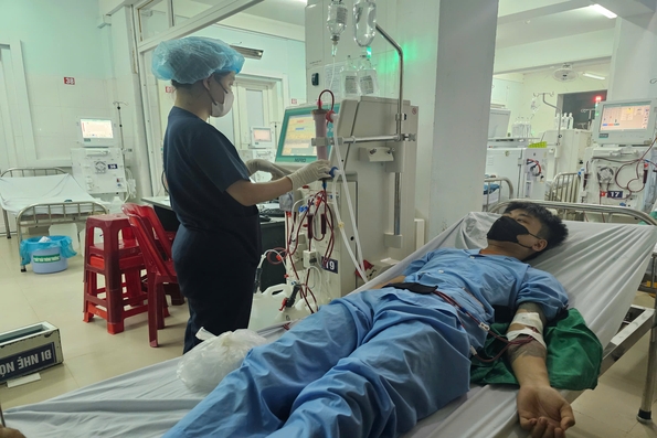 Vì sao ngày càng nhiều người trẻ bị suy thận?