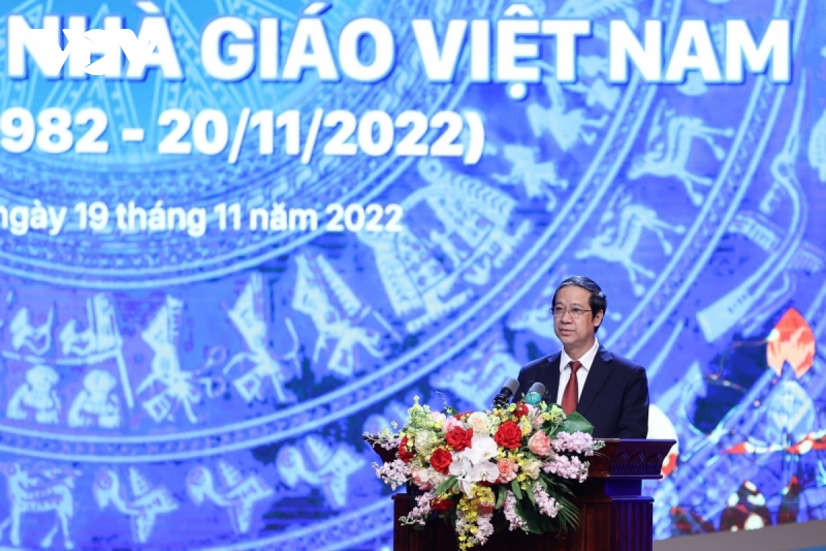 Thủ tướng: “Mỗi thầy cô giáo phải thực sự là hình mẫu cho người học”