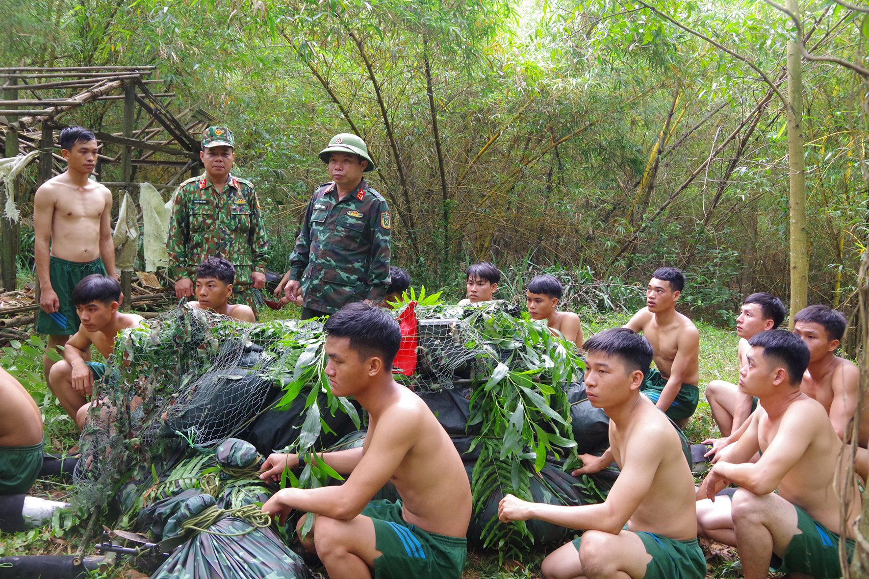 Trung đoàn bộ binh 842: Diễn tập chỉ huy cơ quan 1 bên 2 cấp