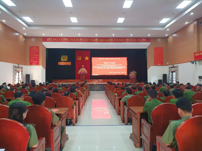 Nâng cao hiệu quả công tác chính trị, tư tưởng trong lực lượng công an