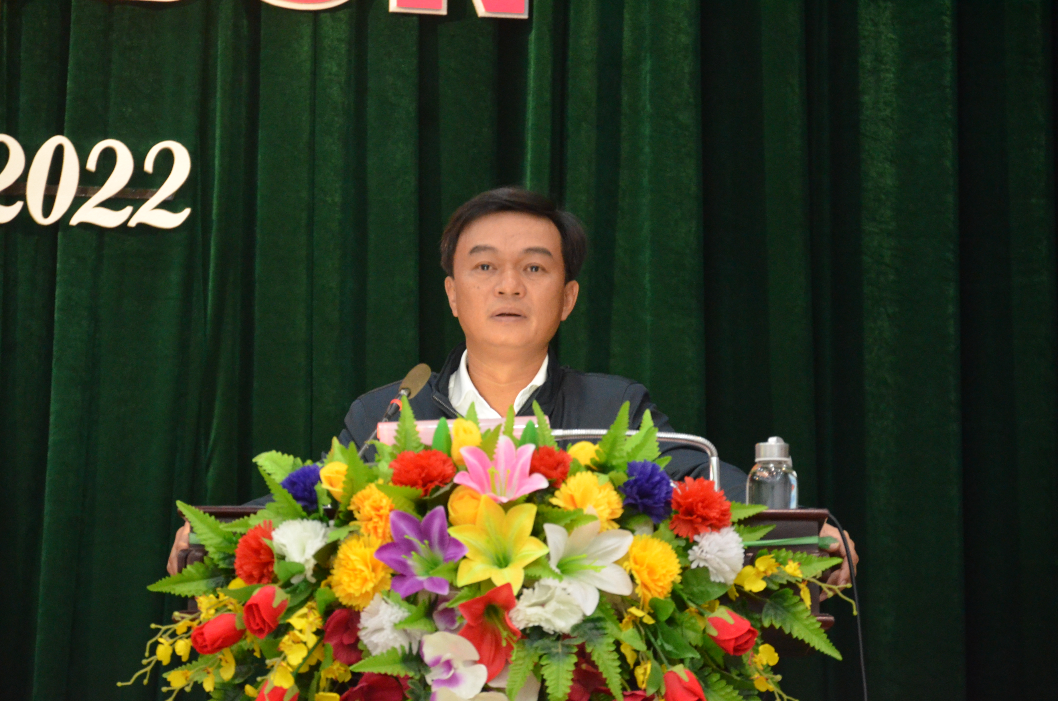 Ngày làm việc thứ hai kỳ họp thứ 14, khóa VIII: Tập trung thảo luận các nhóm vấn đề trên lĩnh vực KT - XH
