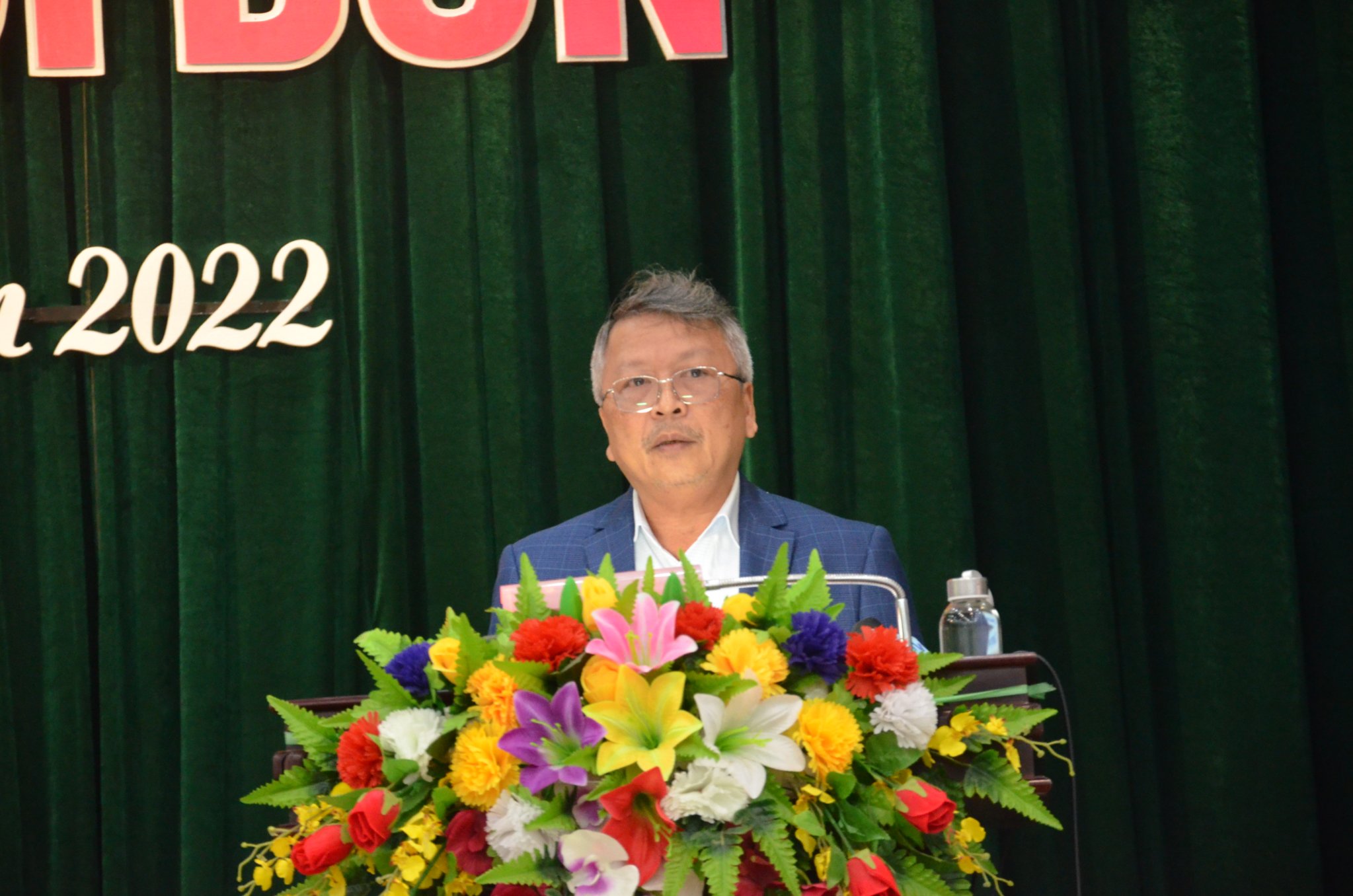 Ngày làm việc thứ hai kỳ họp thứ 14, khóa VIII: Tập trung thảo luận các nhóm vấn đề trên lĩnh vực KT - XH