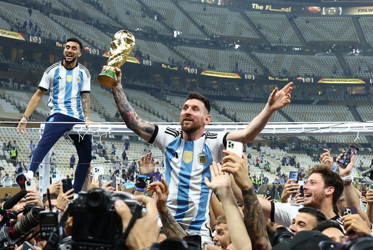 Khi số phận không còn “ngoảnh mặt” với Messi