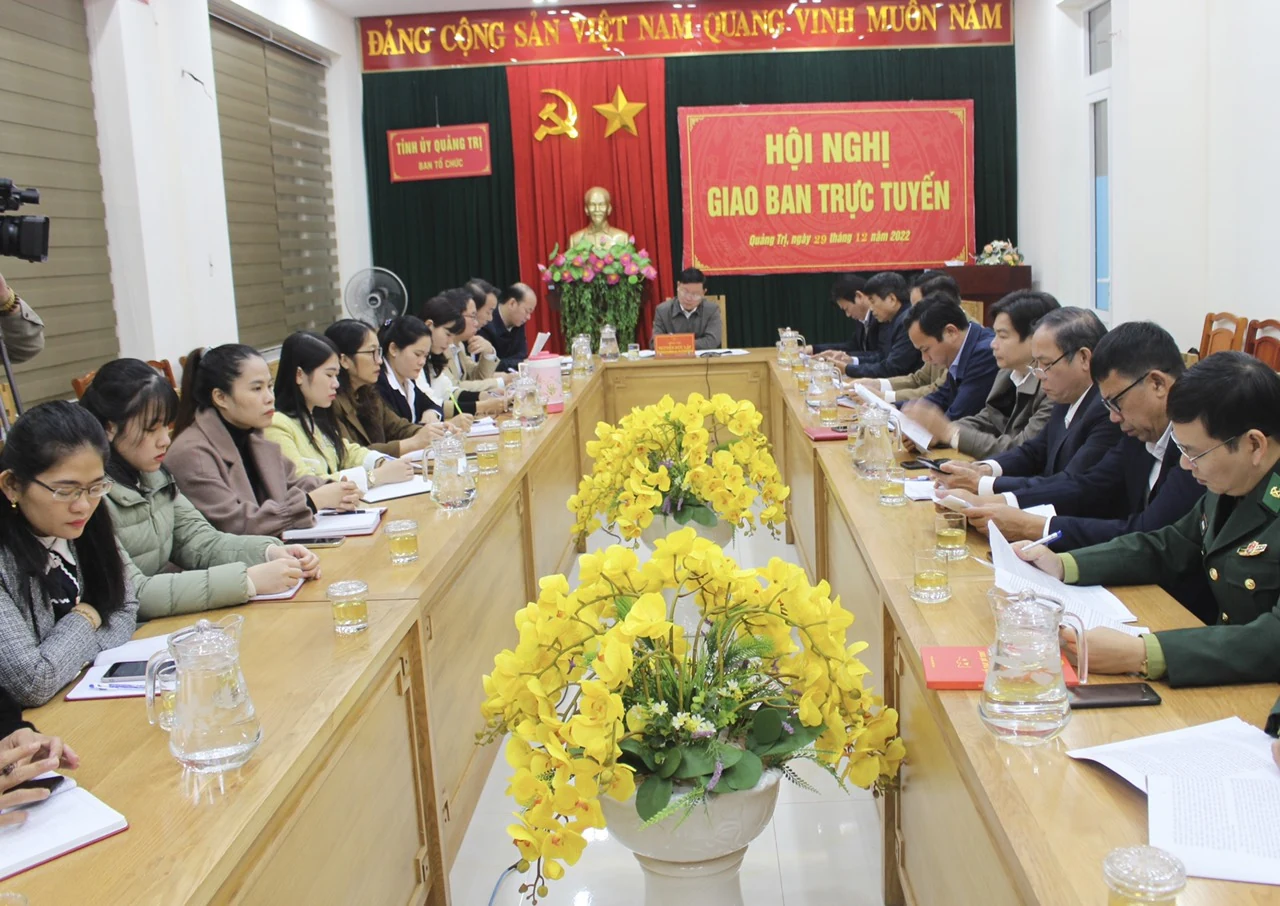 Đổi mới nhiều hơn nữa công tác đánh giá cán bộ, bảo đảm toàn diện, chặt chẽ, thực chất, khách quan, nhiều chiều