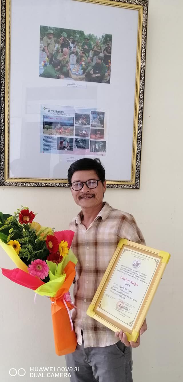Người “gom nhặt” từng khoảnh khắc