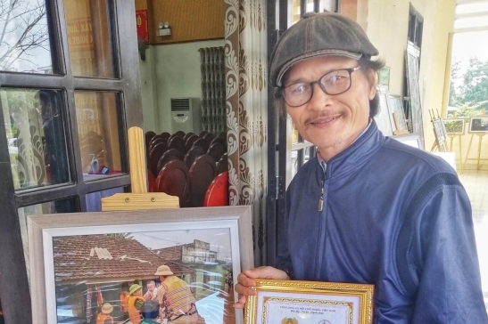 Người “gom nhặt” từng khoảnh khắc