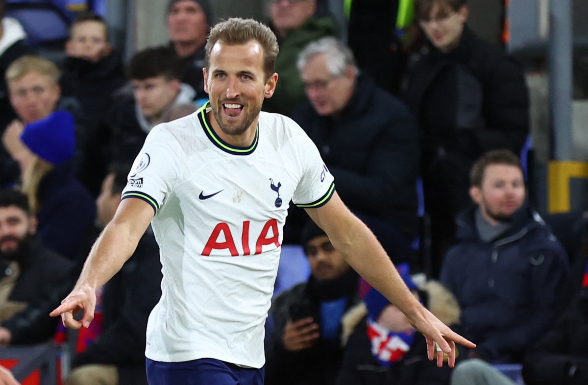 Totenham trút giận lên Crystal Palace