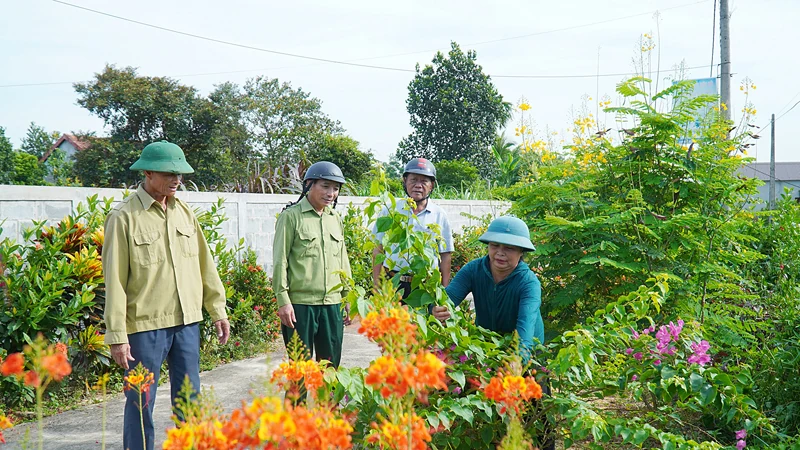 Trưởng thôn hết lòng với cộng đồng