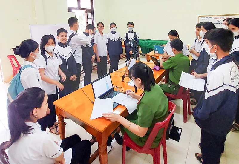 Tăng tốc làm căn cước công dân cho học sinh