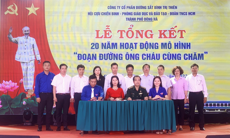Những bước chân không nghỉ