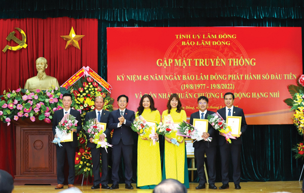 Báo Lâm Đồng tham gia bảo vệ nền tảng tư tưởng của Đảng, đấu tranh phản bác các quan điểm sai trái, thù địch trong tình hình mới