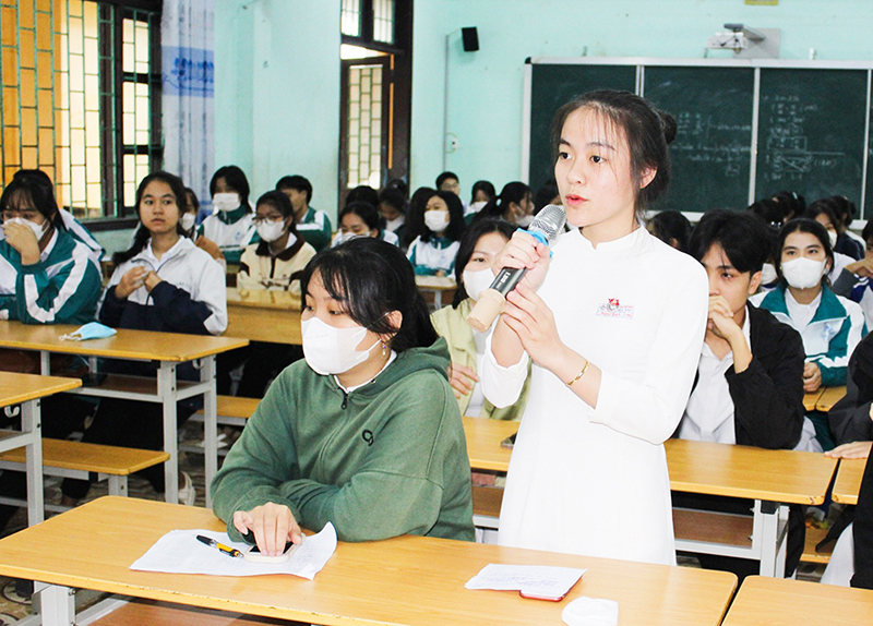 Chú trọng công tác tư vấn tâm lý học đường