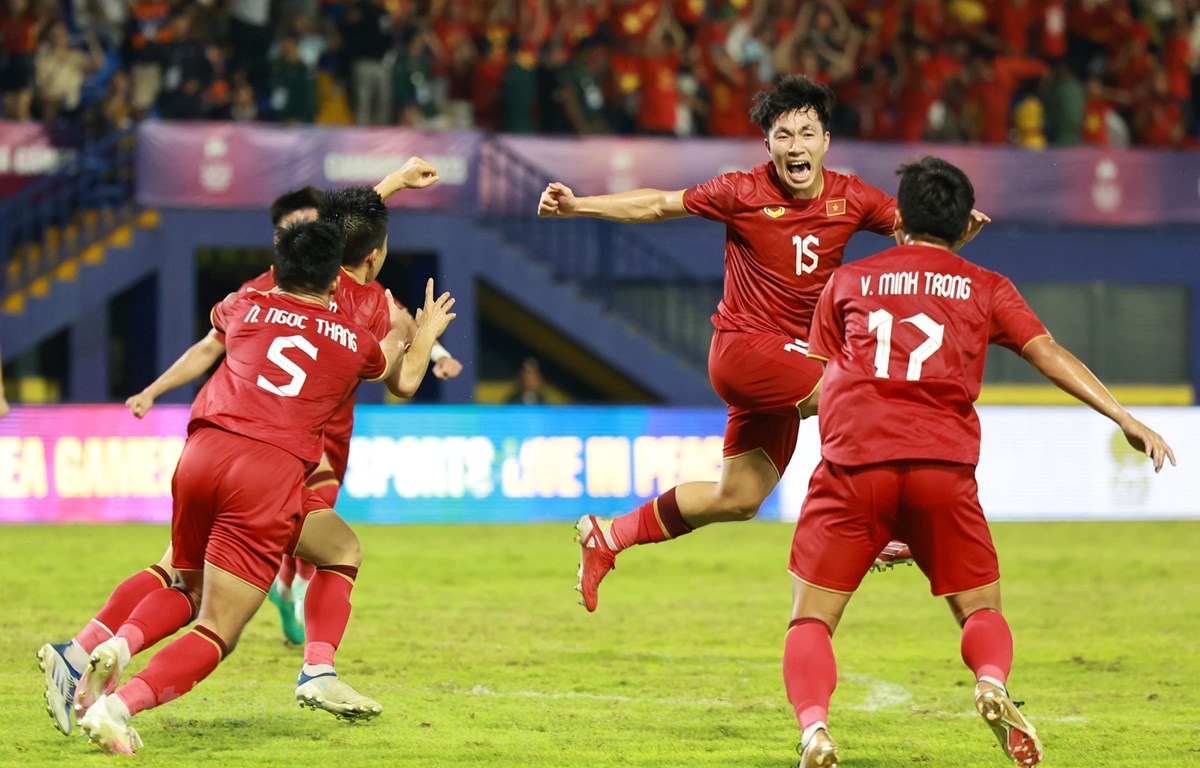 U22 Việt Nam: Sẵn sàng vượt ải Bán kết với “tinh thần thép”
