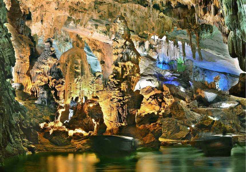Một ngày khám phá vườn quốc gia Phong Nha - Kẻ Bàng