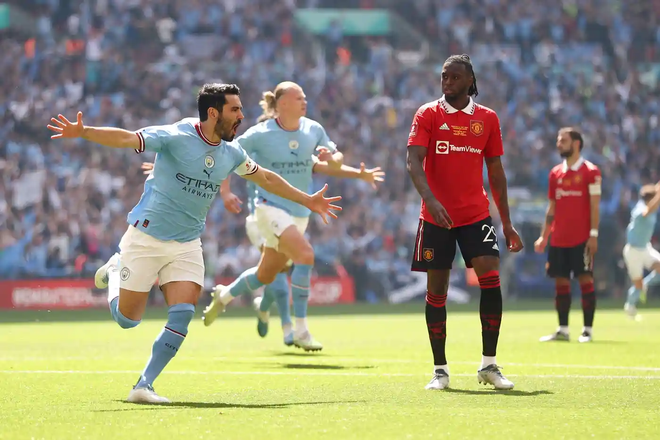 Hạ MU bằng 2 tuyệt phẩm, Man City vô địch cúp FA