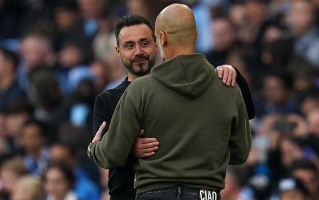 Các cuộc đua kết thúc từ khá sớm, nhưng Premier League vẫn rực sắc màu vòng đấu cuối