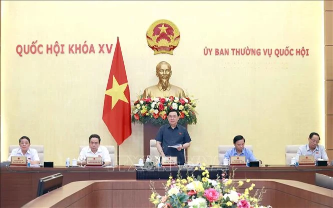 Khai mạc phiên họp Ủy ban Thường vụ Quốc hội giữa 2 đợt họp của Kỳ họp thứ 5