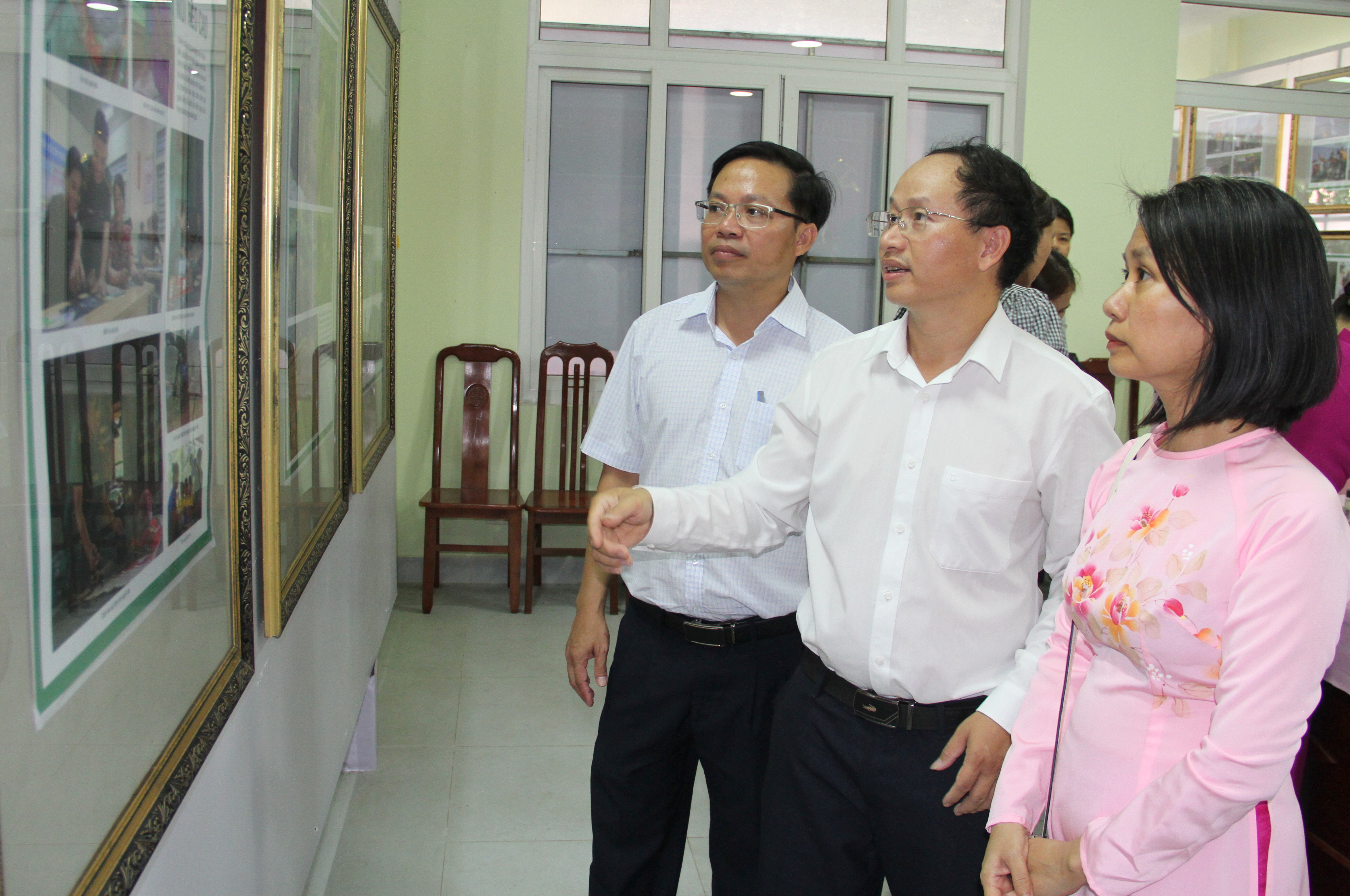 Triển lãm ảnh “Trường Sa - Quảng Trị: Sắc màu biên cương”