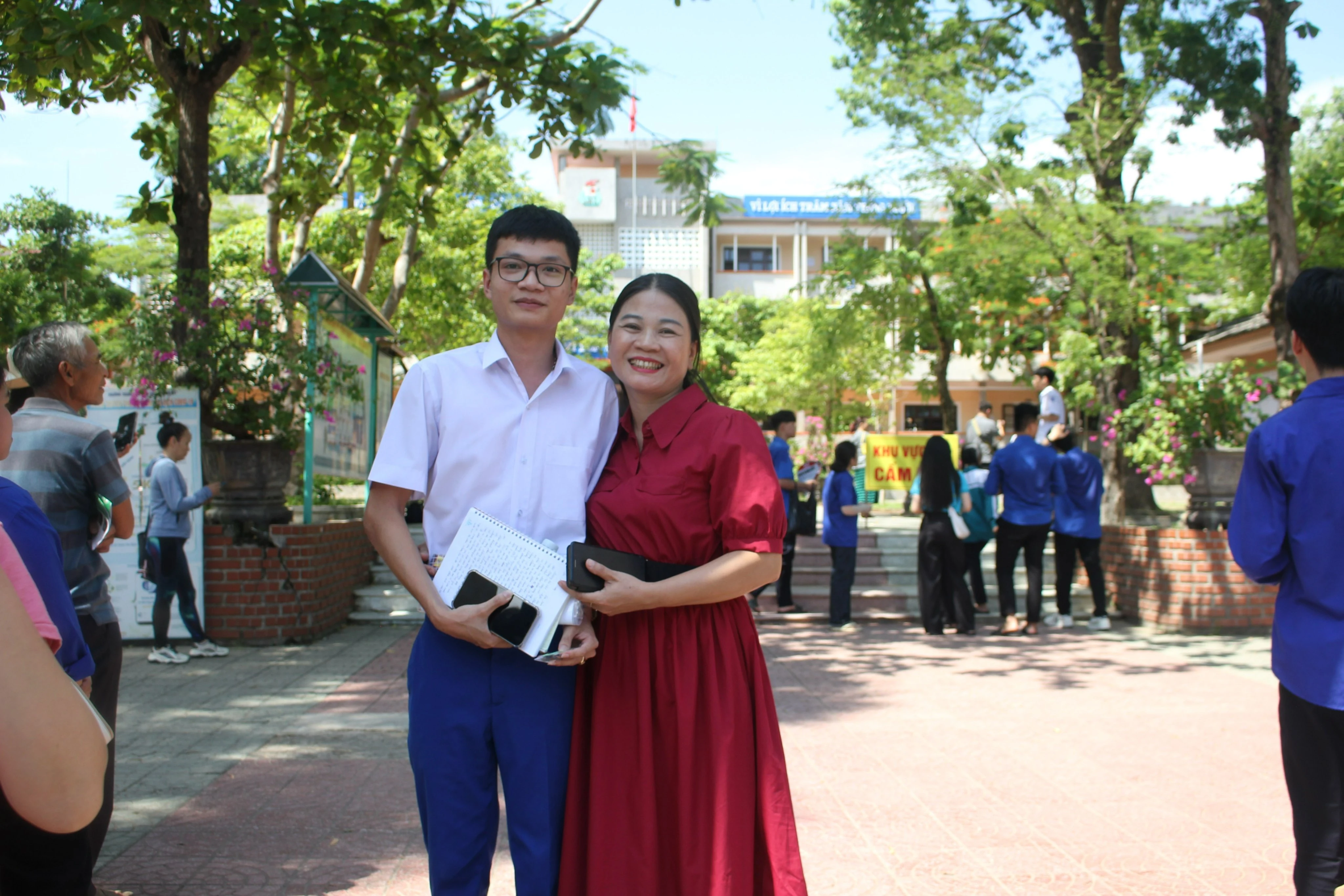 Kết thúc môn thi đầu tiên Kỳ thi tốt nghiệp THPT năm 2023: Đề thi Ngữ Văn thú vị, thí sinh tự tin đạt điểm cao