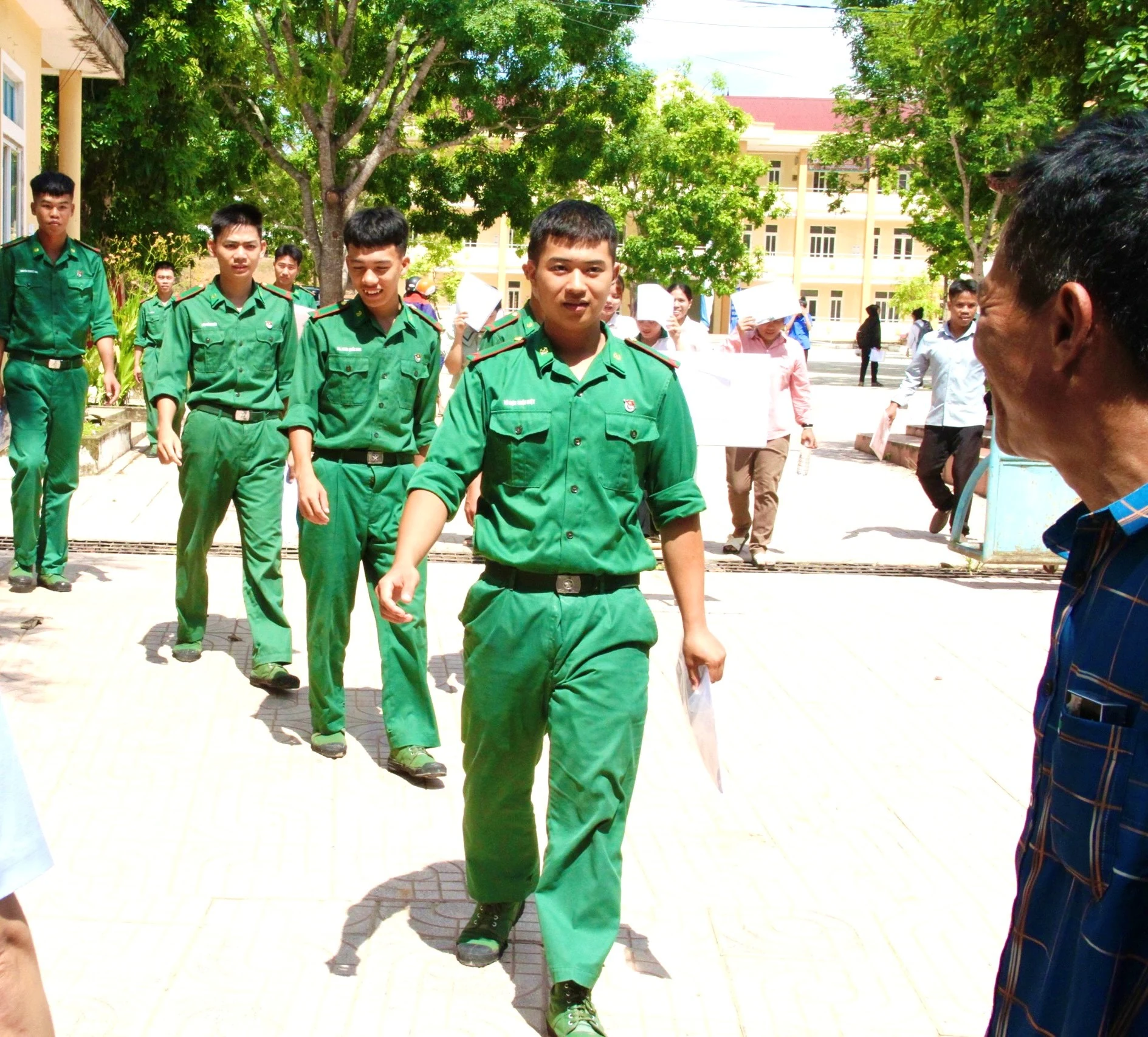 Kết thúc môn thi đầu tiên Kỳ thi tốt nghiệp THPT năm 2023: Đề thi Ngữ Văn thú vị, thí sinh tự tin đạt điểm cao