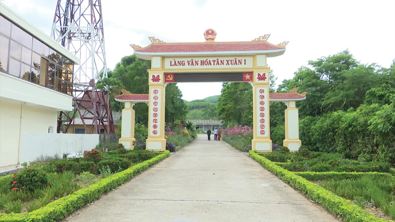 Nông dân Cam Lộ chung sức xây dựng nông thôn mới
