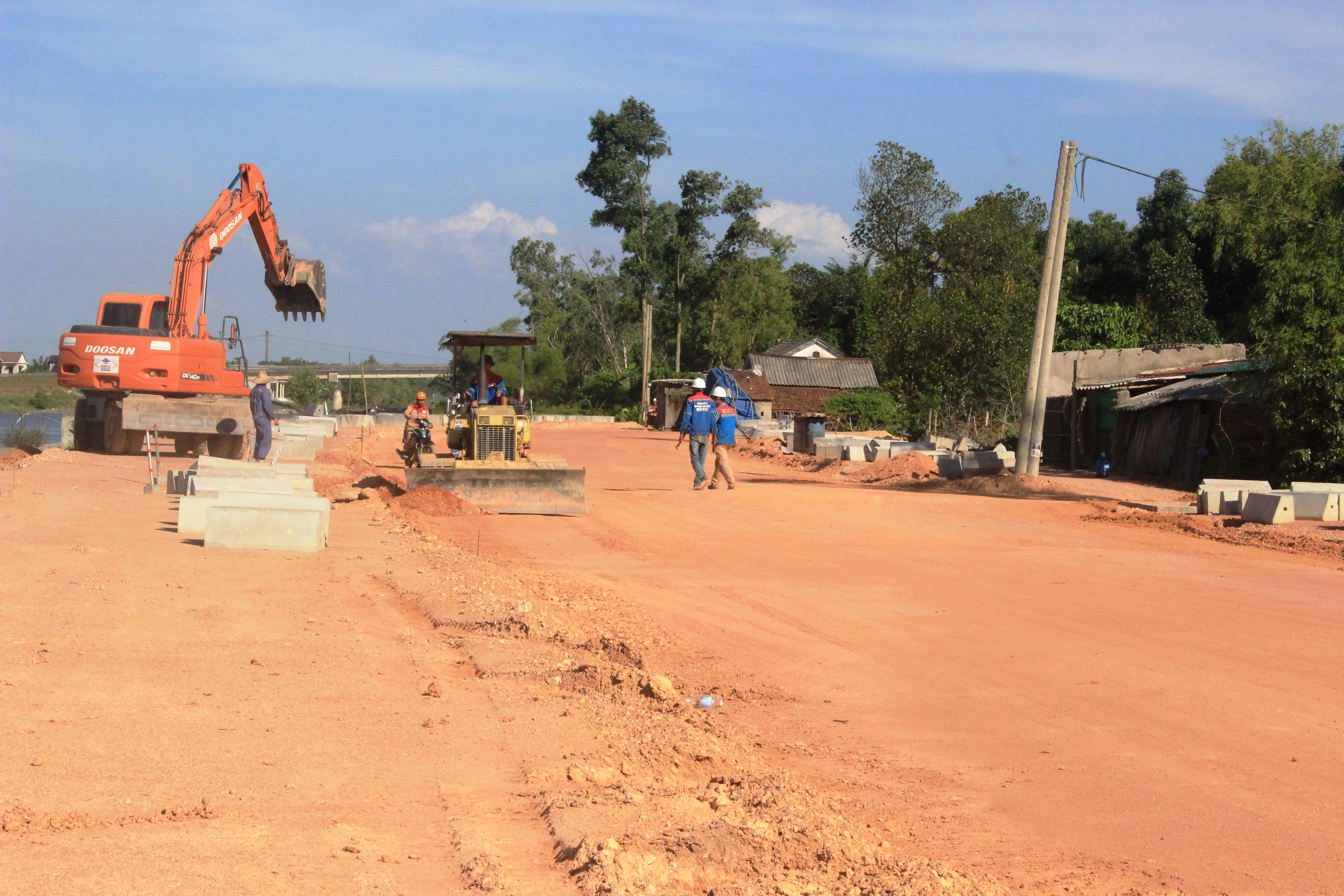 Đẩy nhanh tiến độ giải ngân các chương trình mục tiêu quốc gia