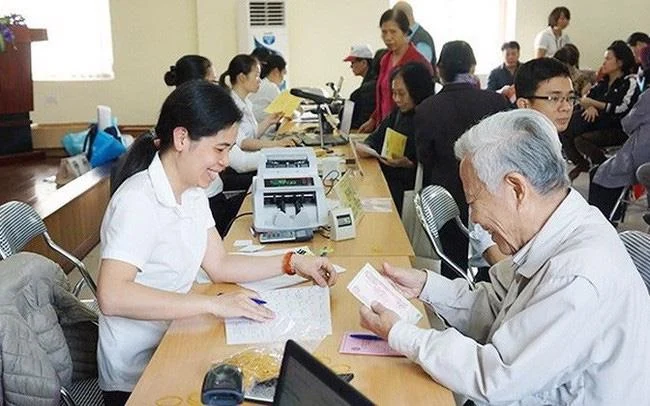 Hướng dẫn điều chỉnh mức trợ cấp hàng tháng với cán bộ xã già yếu đã nghỉ việc