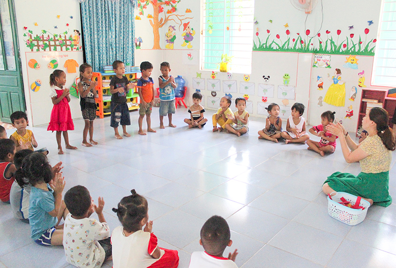 Đakrông tập trung sắp xếp quy mô, mạng lưới trường lớp