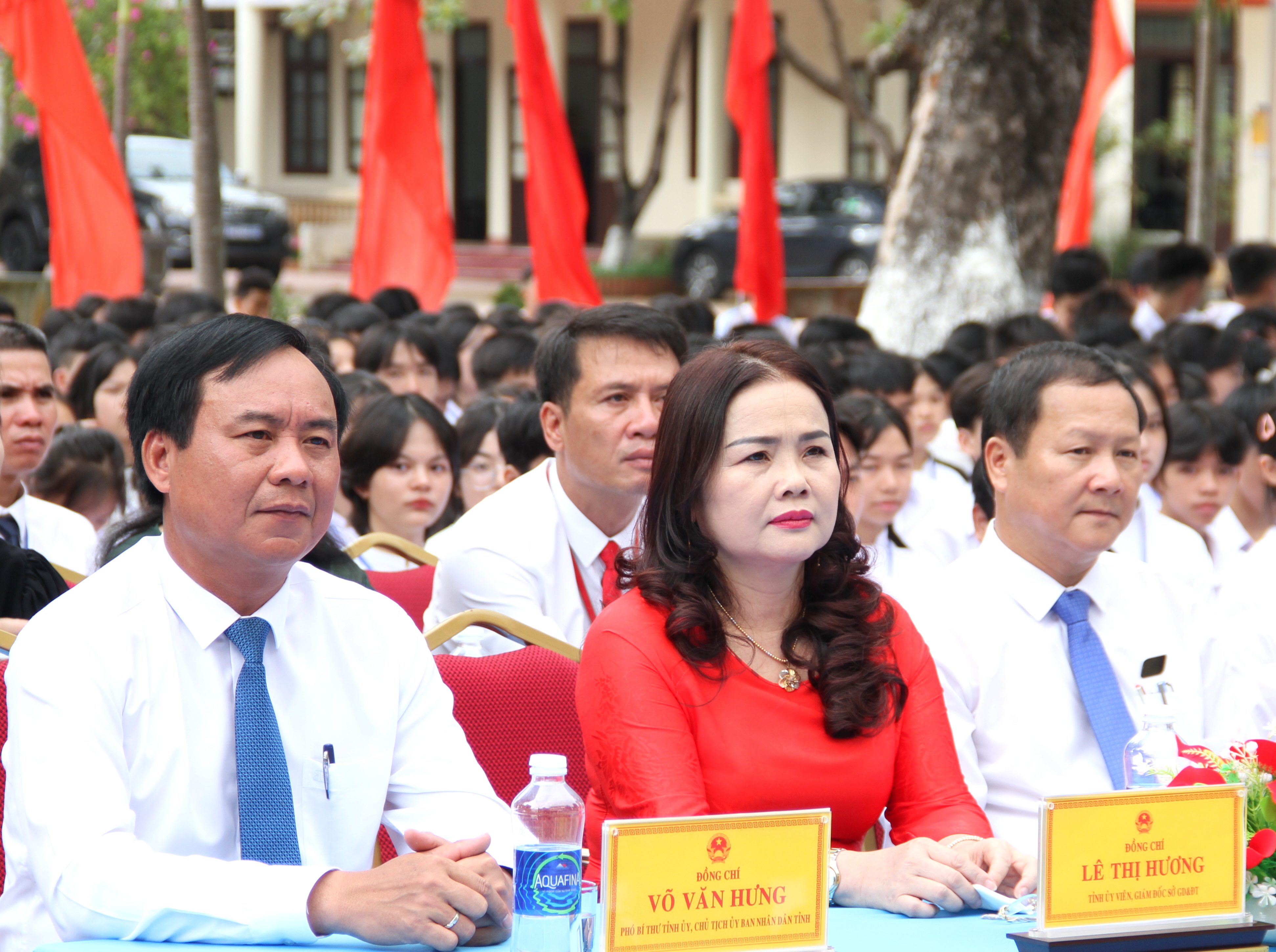 Chủ tịch UBND tỉnh Võ Văn Hưng dự lễ khai giảng năm học mới tại Trường THPT Vĩnh Linh