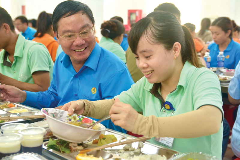 Công đoàn chăm lo cho đoàn viên, người lao động và các hoạt động hướng về cộng đồng